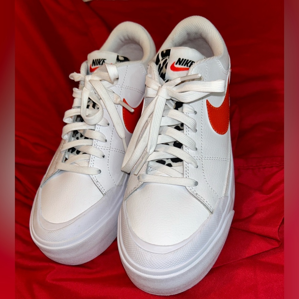 Nike platform shoes
